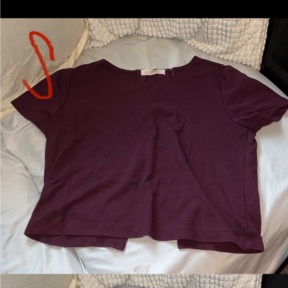 open back shirts, crop tops, flowy shirt !